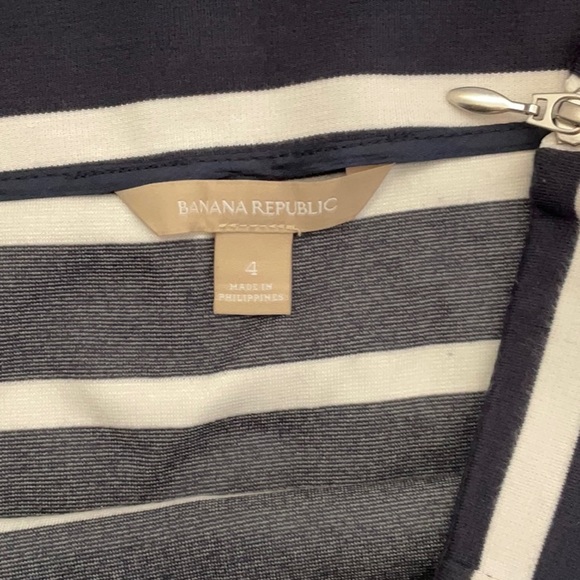 Banana Republic Skirt - Picture 2 of 3